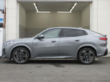 1年間または2年間・走行距離無制限の全国BMWディーラーで受けていただける保証が付帯しています!2年間保証の車両については、別途有償にて保証を最大2年間延ばせる『延長保証プログラム』もご利用可能です。