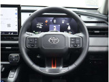 各操作スイッチなどもハンドルから手を放すことなく操作可能で安全運転に支援いたします!