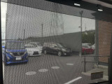 ロールシェイドのとっても便利でうれしいこと!●子供が寝たときに直射日光を和らげるのでうれしい●日焼けや太陽の熱から子供を守れるので安心●使う時も使わない時もスマート(ドアの中に入っちゃいます)