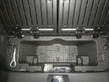 【車載工具】タイヤ交換には必需品ですね!万が一に役立つ工具です。緊急時に備え、使い方をしっかり覚えておきましょう。