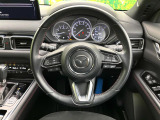 【純正革巻きステアリング】上質な革を使用することで、手にしっかり馴染みとても運転しやすいハンドルです♪