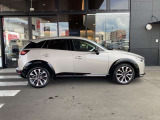 背が高いように見えるCX-3ですが全高が2WD/4WDともに1.550mm ほとんどのタワーパーキングに入れられます。