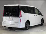 セレナ 1.4 e-POWER ハイウェイスターV 