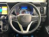 【純正革巻きステアリング】上質な革を使用することで、手にしっかり馴染みとても運転しやすいハンドルです♪