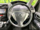 【純正革巻きステアリング】上質な革を使用することで、手にしっかり馴染みとても運転しやすいハンドルです♪