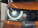 LEDヘッドライトです。デザイン性がよくとても明るいので、夜間の走行や悪天候でも安心です。しかも長寿命!