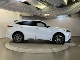 ご覧の車両は店舗にて商談中または直近での売約済みとなっている可能性がございます。まずは店舗スタッフまでお問い合わせ頂き在庫確認した上でご来店の日時を決めて頂き当日にご来店頂きます様お願い致します。