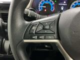 【ステアリングスイッチ】運転中に前方から目線をそらすことなくオーディオ等の操作が可能な便利機能!安心&快適なドライブを演出してくれます。
