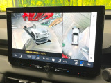 【パノラミックビューモニター】専用のカメラにより、上から見下ろしたような視点で360度クルマの周囲を確認することができます☆死角部分も確認しやすく、狭い場所での切り返しや駐車もスムーズに行えます。