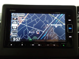 ホンダ純正ナビなのでダッシュボードにスッキリと収まっています。土地勘の無い所でも道に迷わず安心ですね!