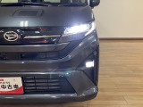 LEDヘッドライト&LEDフォグランプを装備!白く明るい光で暗い道の運転も安心です♪
