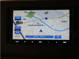 イクリプス製ナビ(AVN-LBS01)&バックカメラが装備されているので、普段の使い勝手もロングドライブも快適です。