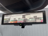 [スマートルームミラー]車両後方をミラーに映し出すため、悪天候の時でも視界は良好♪