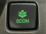 ★ECONスイッチ★ エコドライブを加速しよう!スイッチをONにすると、運転の仕方によるロスを抑え込み燃費をよくするようクルマが頑張ります(*^ー^*)燃費向上にチャレンジ♪