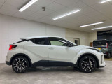 C-HR ハイブリッド 1.8 S GR スポーツ