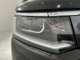 LEDヘッドライトは、点灯の瞬間から最大光量を発揮し、突然暗くなるトンネルなどでの安定感を高めます。