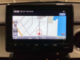 ナビゲーションはフルセグTV、インターナビ対応のGathers純正メモリーナビを搭載しています。Bluetoothオーディオ機能がありますので、スマートフォンなどの音楽も再生できます。