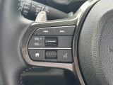 運転席の手元でシフトアップシフトダウンの操作が可能なパドルシフトを装備しています♪