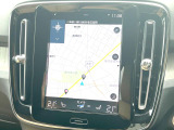 【9インチタッチスクリーン純正HDDナビ】「Apple Car Play」「Android Auto」対応のボルボ先進ナビゲーション「SENSUS」。最新地図データへ無料更新してお渡しします。