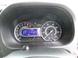 大きくて見やすいスピードメーターです!安全運転で行きましょうね^^快適なドライブを♪