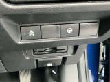 ステアリングヒータースイッチです。