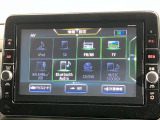 日産純正9インチ大画面ナビです。クリアな画質を楽しんでいただけるフルセグ地デジTVなど書ききれないほどの機能が満載です。