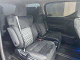 車内もキレイで嫌な臭いもありません☆車内の臭い、汚れが気になる方は内装のスチームクリーナーも施工可能です♪