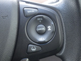 Hondaセンシングの機能のひとつ、アダプティブクルーズコントロール付!アクセルから足を離しても設定したスピードと前車との車間を保ち走行してくれます!車線維持もアシスト☆高速道路で疲労軽減ですね☆