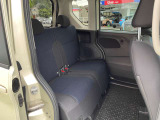 大人4名での乗車も上質かつ快適です!