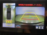 パノラミックビューモニター付きです。車両を上から見たような映像をディスプレイオーディオ画面に表示。運転席からの目視だけでは見にくい、車両周辺の状況をリアルタイムでしっかり確認できます。
