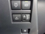 ■AC100V電源■ 車の中で、コンセントが使えます。便利ですね。