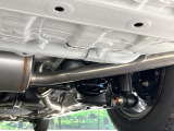お車を安心してお乗りいただく為には、足回りの定期点検が欠かせません。サービスサポート(有償保証)では無料点検もご提供しており、安心のカーライフをお過ごしいただけるサポート体制が整っています。