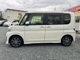 当店では格安でご提供できるお車を取り扱う為走行距離が多めな車が多いですが、展示前にスタッフによる入念な試乗チェックを行っております!