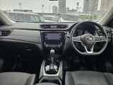 運転席周りの視界もよくハンドルも軽い取り回しなのですごく運転がしやすい車です。