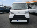 ハイブリッド車を買うならトヨタの認定中古車がお得です!最長で6年間の保証が付きます!初年度登録から10年目までは保証が付いています!
