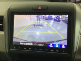 便利な3ビュー切り替え、ガイド線表示付きのバックカメラです!後退時、後方の視界をサポートします!