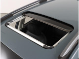 クロストレック 2.0 リミテッド 4WD 