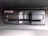 お得で便利なETCを装備♪ETCのメリットは料金がお得になるだけではありません!ETC専用出口ではスーイスイっと停止ぜずに通過できることもメリットです☆