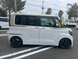 インテリジェントキー&プッシュスタート ドアミラーウインカー付き