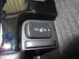 運転席&助手席シートヒーターが付いてます。寒い冬でもスイッチONで座面をあたたかくして、ドライブをさらに快適にしてくれます。