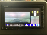 【バックカメラ】運転が苦手な方も車庫入れラクラクです!ギアをリバースに入れれば自動的に切り換わりますので、面倒な操作は不要です♪狭い駐車場もお車を傷つけず安心ですね!
