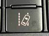 【レーントレーシングアシスト(LTA)】レーダークルーズコントロール使用時に、車線の中央を走るように支援したりお知らせしたりして、車線逸脱を防ぎます!機能には限界があるためご注意ください。
