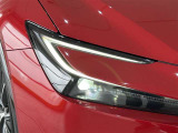 LEDヘッドライトです。デザイン性がよくとても明るいので、夜間の走行や悪天候でも安心です。しかも長寿命!