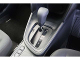 トヨタ認定中古車には1年間走行距離無制限の『ロングラン保証』がついています。年式は問わず、全国約5,000ヶ所のトヨタのお店で保証修理を受けることができます。