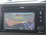 ★バックモニター搭載★ バック時目視しにくいクルマの周囲をカメラで映し出し、安全・安心駐車をサポート♪バックの苦手な方も後ろがハッキリ見えるので安心です☆