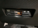 ETC車載器装備。高速道路のご利用時にとても便利♪セットアップをしてからお渡ししますので、あとはETCカードを差し込むだけで、わずらわしい料金所での現金支払いが不要となりスムーズに通過できます。