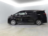 「まるごとクリーニング」「車両検査証明書」「ロングラン保証」付き。