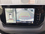 パノラマモニター付き!クルマを真上から見ているかの様に、映像をモニターに表示。周囲の状況を把握しながら安心して駐車が可能です!