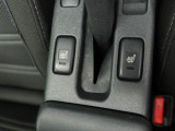運転席と助手席にはシートヒーターも付いています!