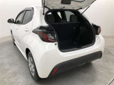 「使ってバック・・カードのポイントで月々の負担を軽減」。車種・年式によっては、対象外の車もあります。